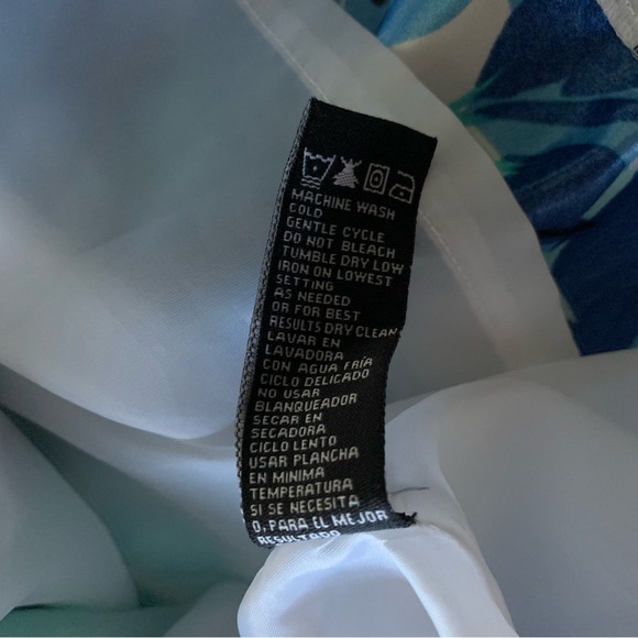 Perceptions Size 10 Petite Blue and White Floral Dress - Picture 12 of 13